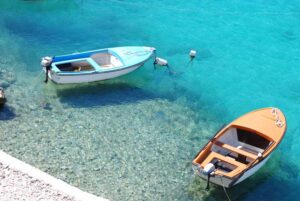 Boats in the Shore | Environmental and Eco-friendly Boating | Marinalife